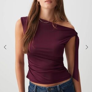 Ardene One-Shoulder Blouse